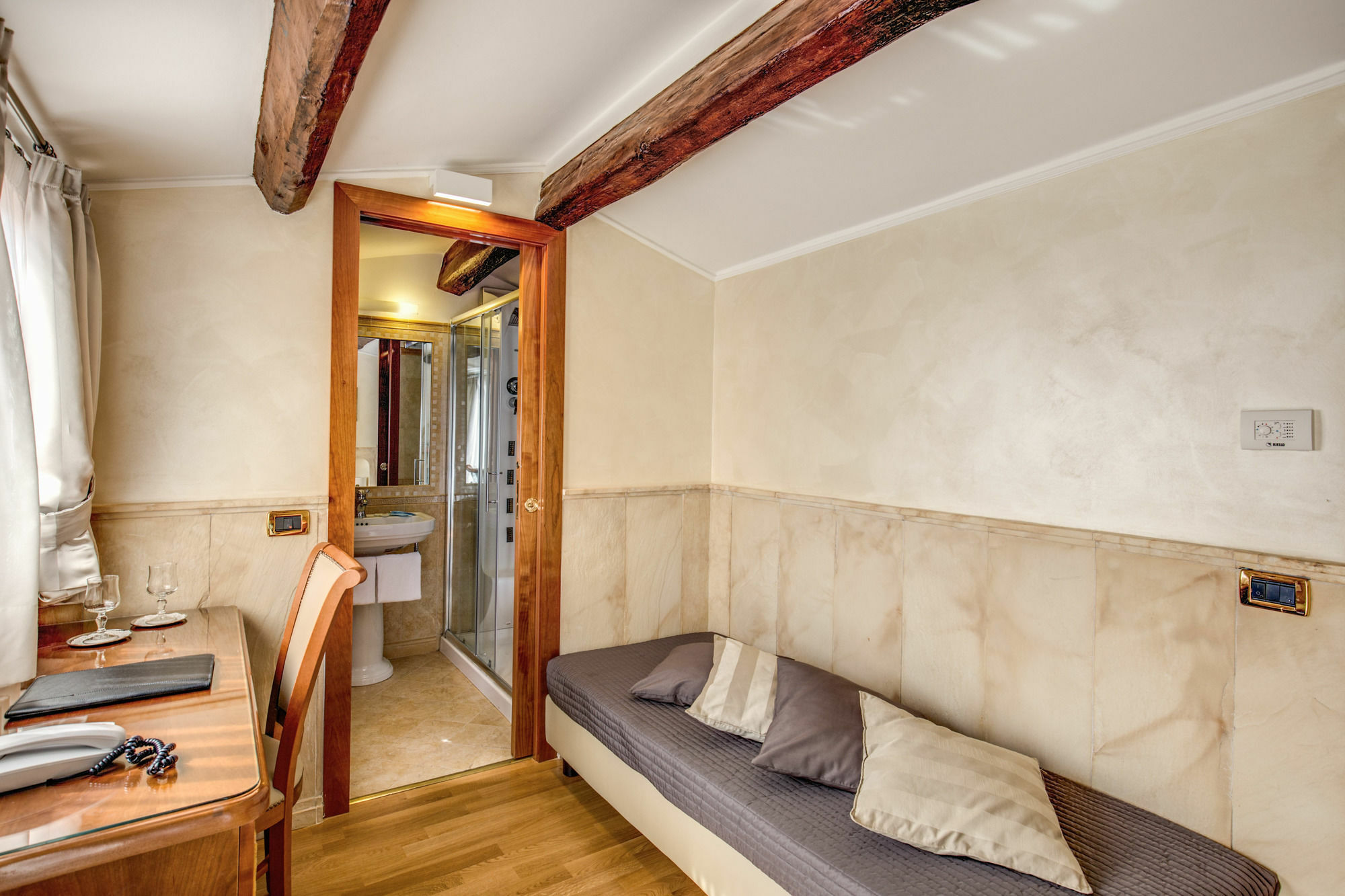 רומא Pantheon Rooms מראה חיצוני תמונה